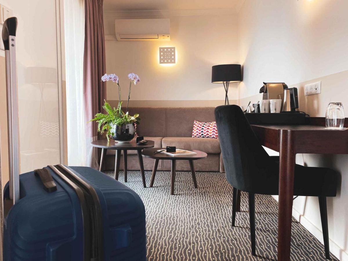 Best Western Plus La Corniche Toulon Exterior foto