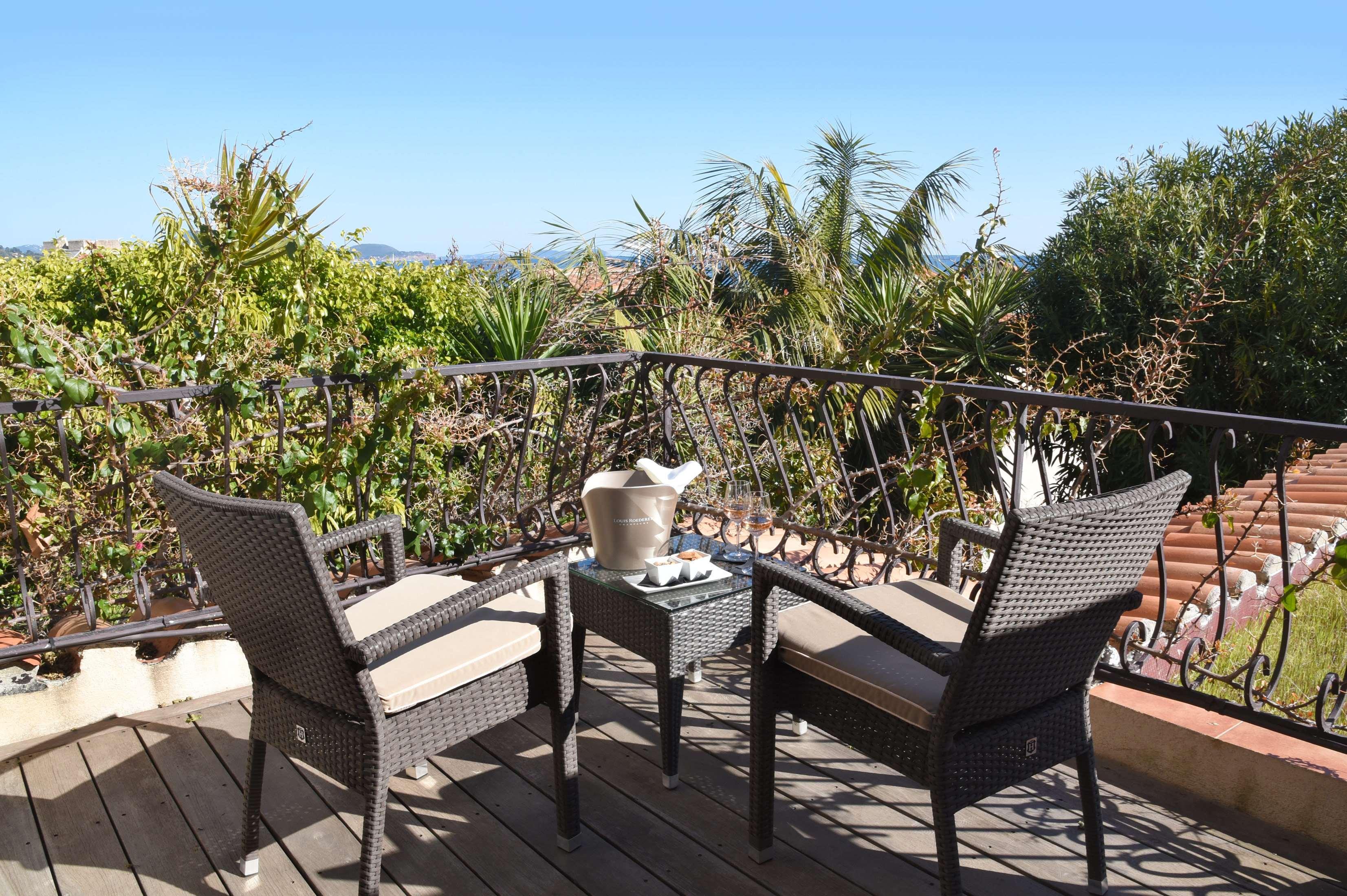 Best Western Plus La Corniche Toulon Exterior foto